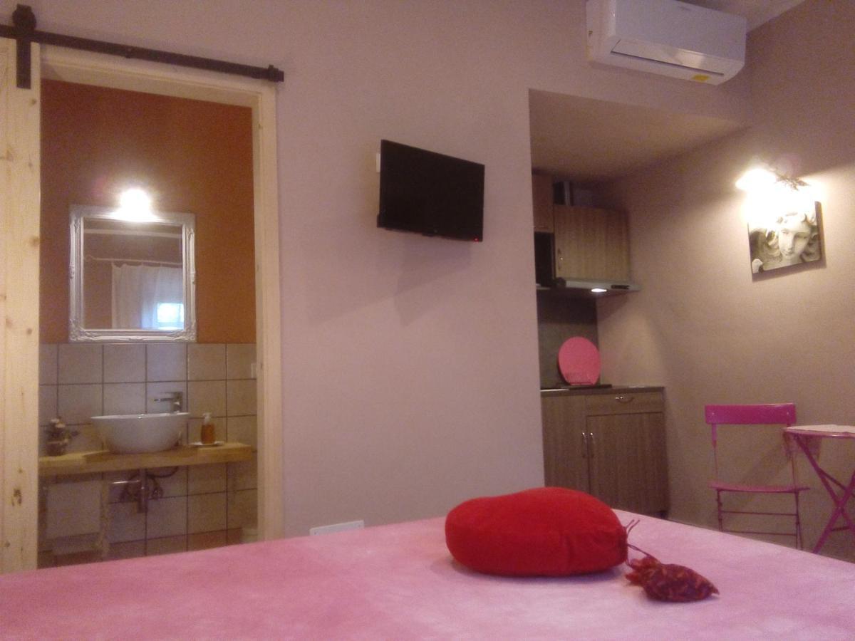 Terre Di Creta...Per Sognare Hotel Pomaia Bagian luar foto
