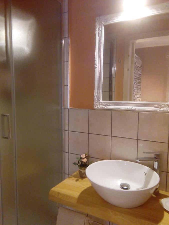 Terre Di Creta...Per Sognare Hotel Pomaia Bagian luar foto